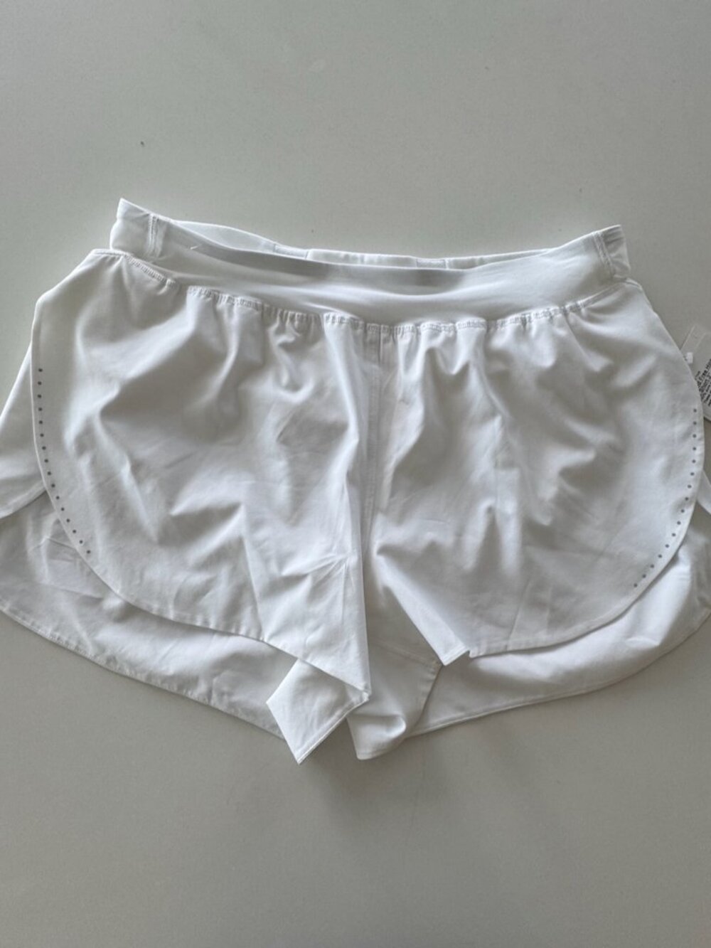 NWT lululemon Fast and Free High-Rise Split Short 3" White Sz. Large